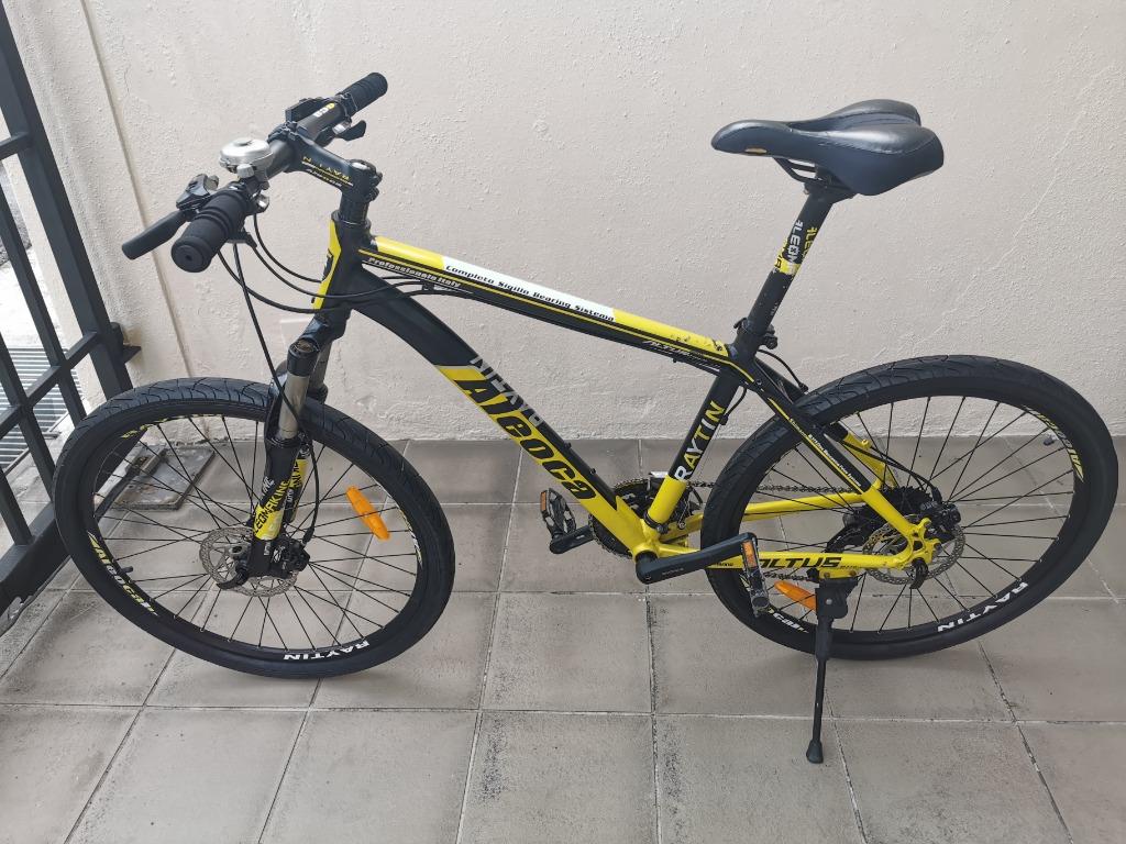 Used but well maintained Aleoca Raytin 27 speed Hard Tail
