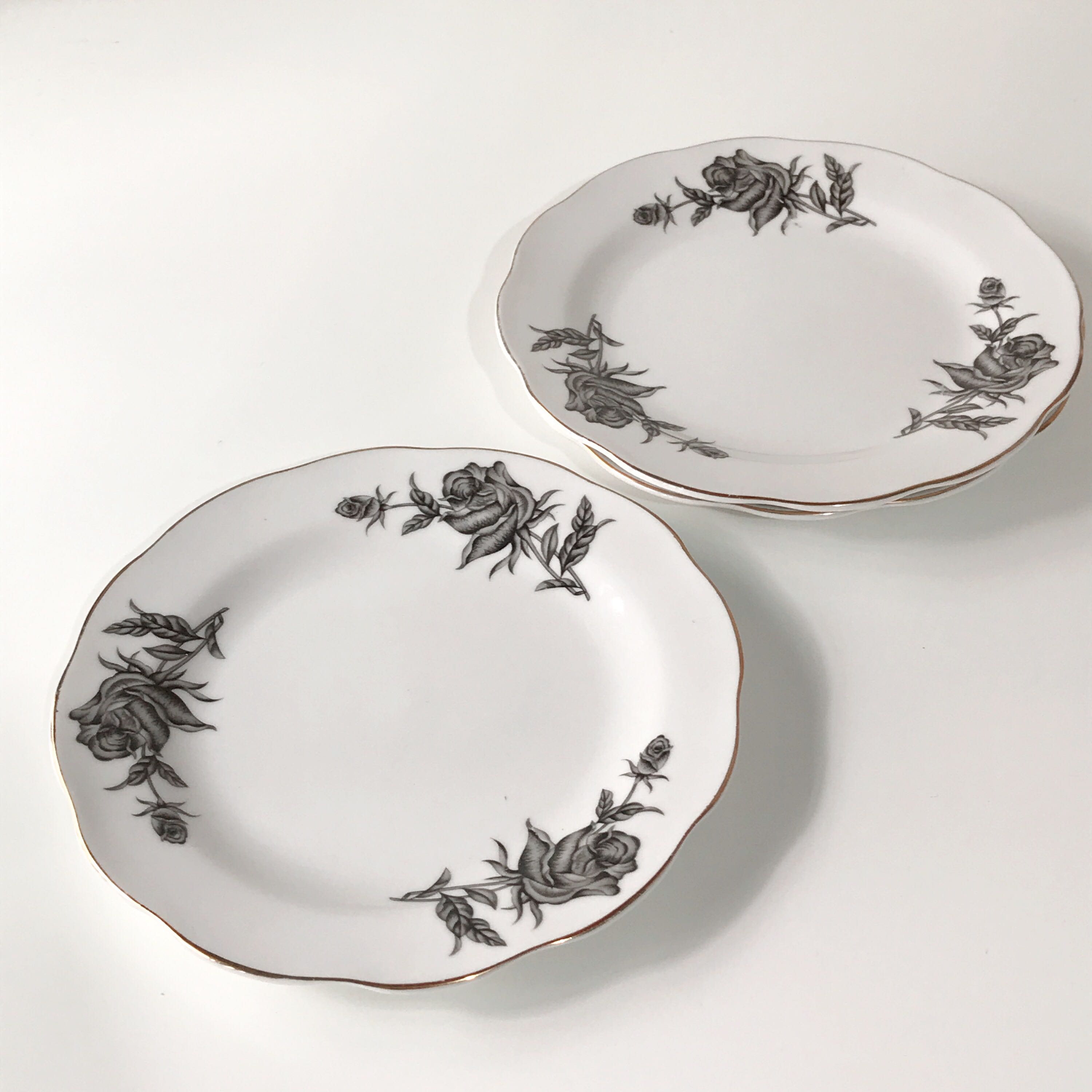 Vintage Porcelain Plates, Furniture & Home Living, Kitchenware