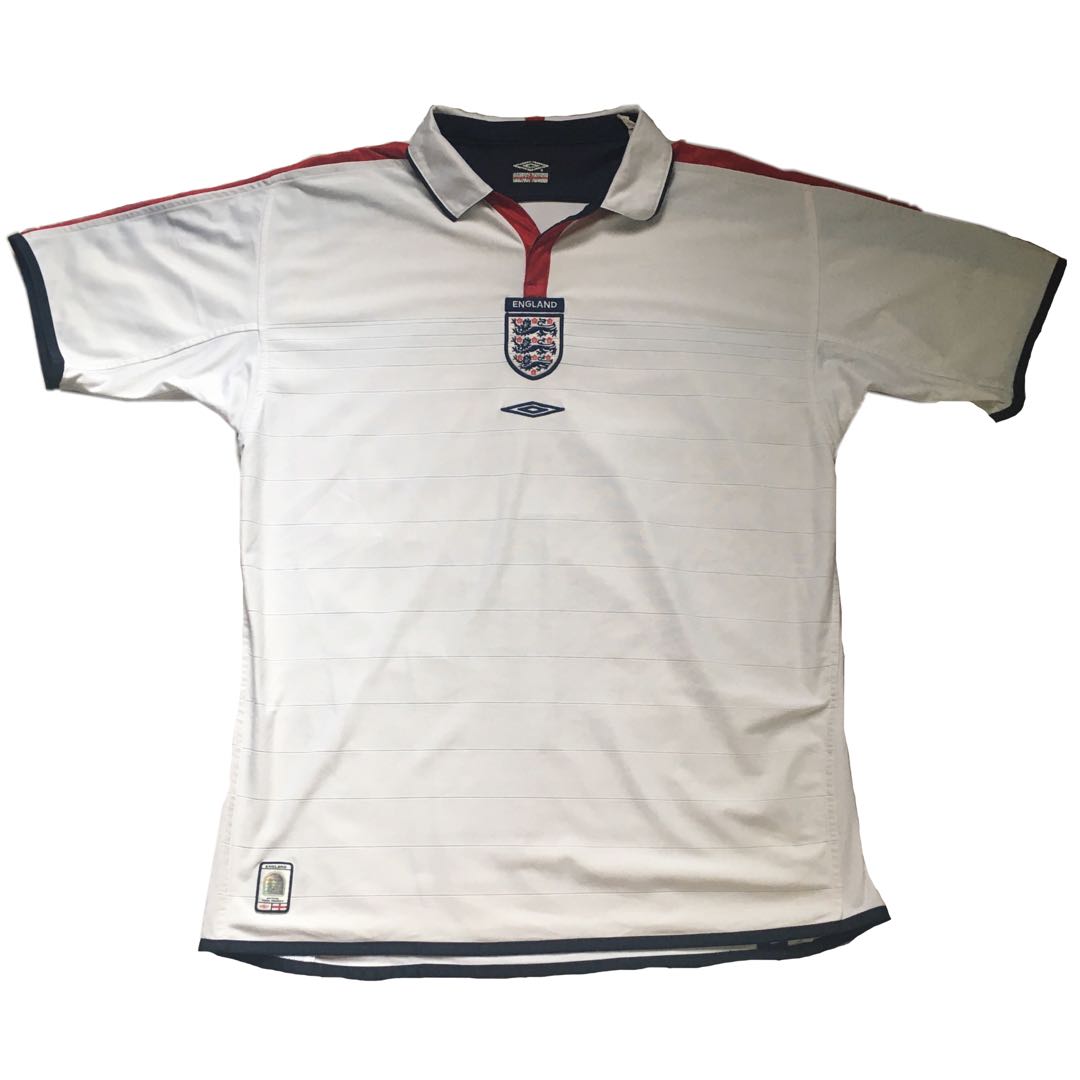 03/05 Umbro England Reversible Jersey, Men's Fashion, Tops & Sets