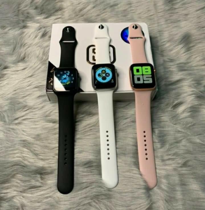 1 1 Apple Watch series 5 T500 Premium Copy 1.54 inch 44mm