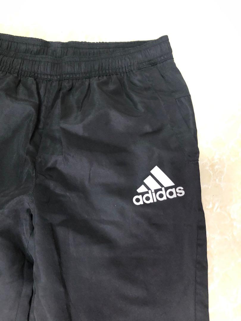 Addidas jogging pants (Category: Activewear) located in Taguig. Submitted by donpakundo13 (Listing ID 1035735290, Image 2). Description: Almost new,bought in hawaii,di kasya sa anak ko..