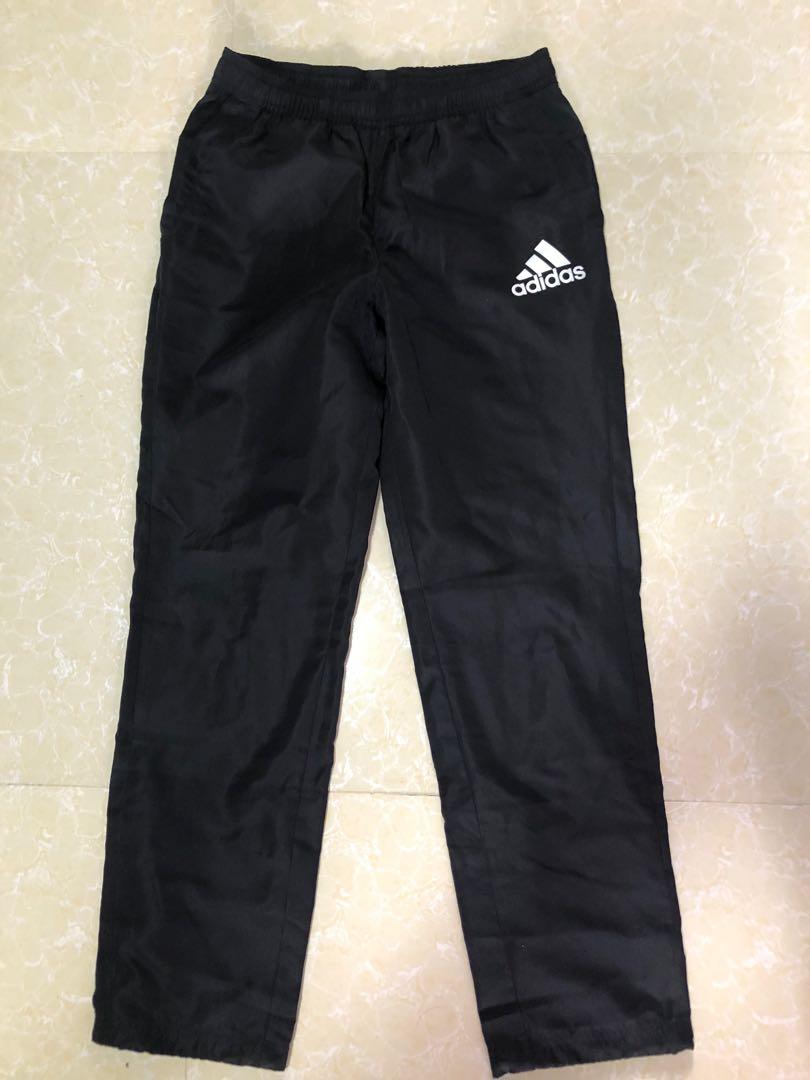 Addidas jogging pants (Category: Activewear) located in Taguig. Submitted by donpakundo13 (Listing ID 1035735290, Image 1). Description: Almost new,bought in hawaii,di kasya sa anak ko..