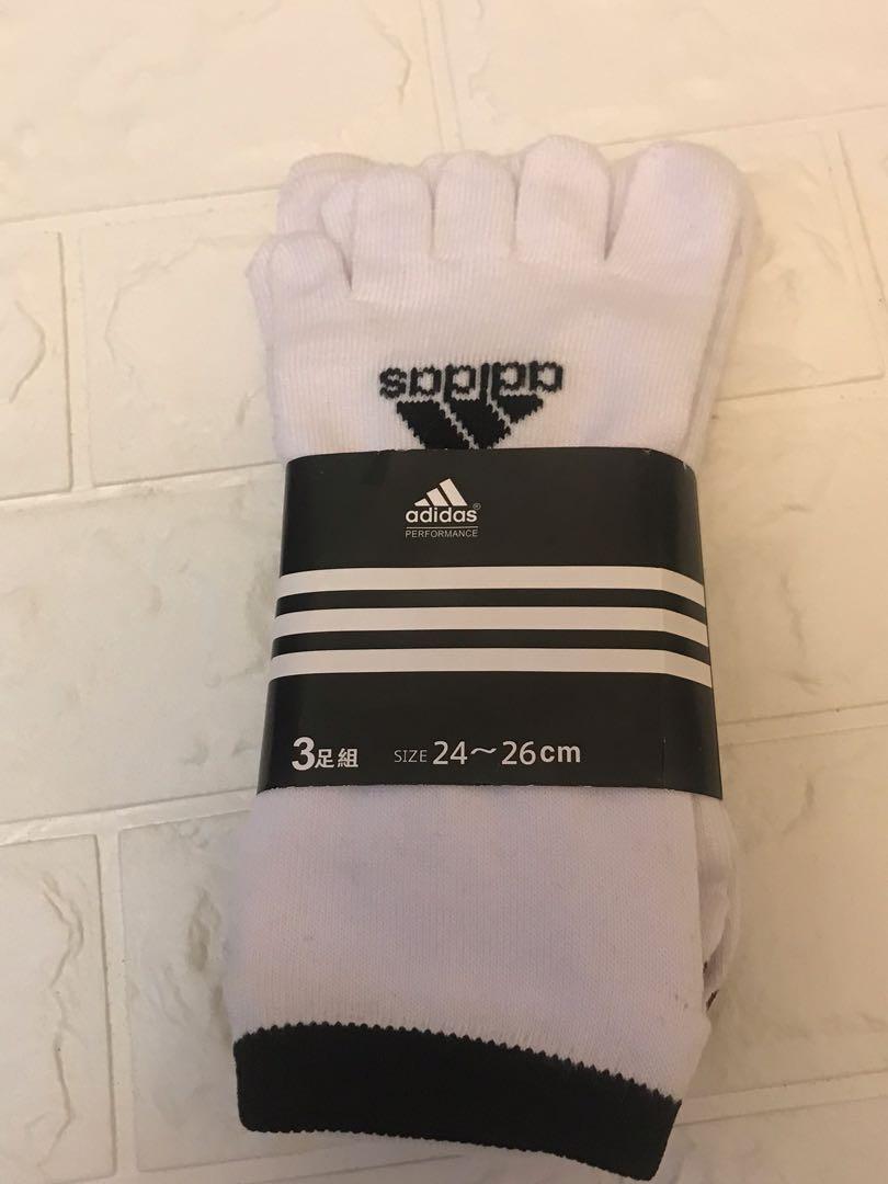日本Adidas- 3對組純棉5指船襪（24 - 26 cm), 運動產品, 運動衫- Carousell