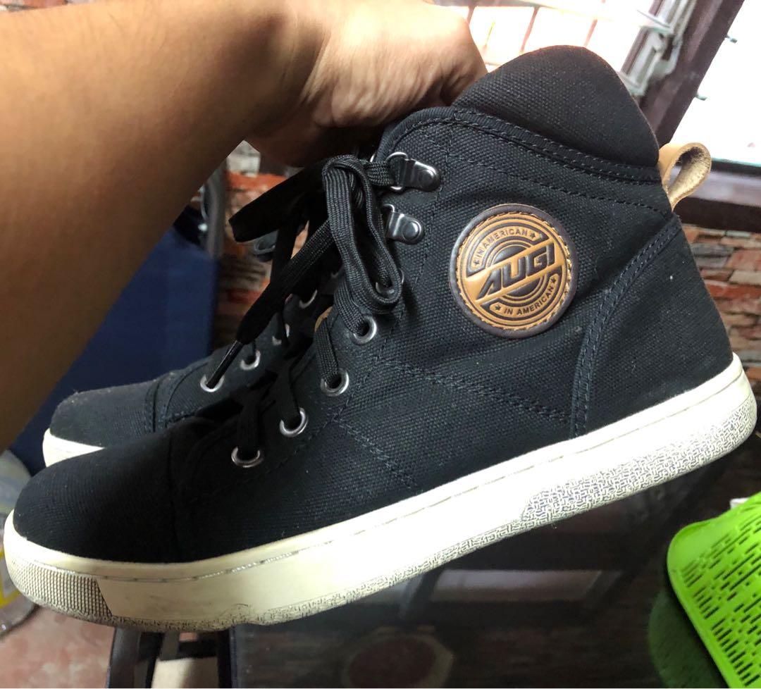 Augi riding shoes