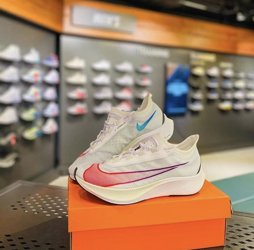 Nike Zoom Fly 3 Olympic Colorway 
