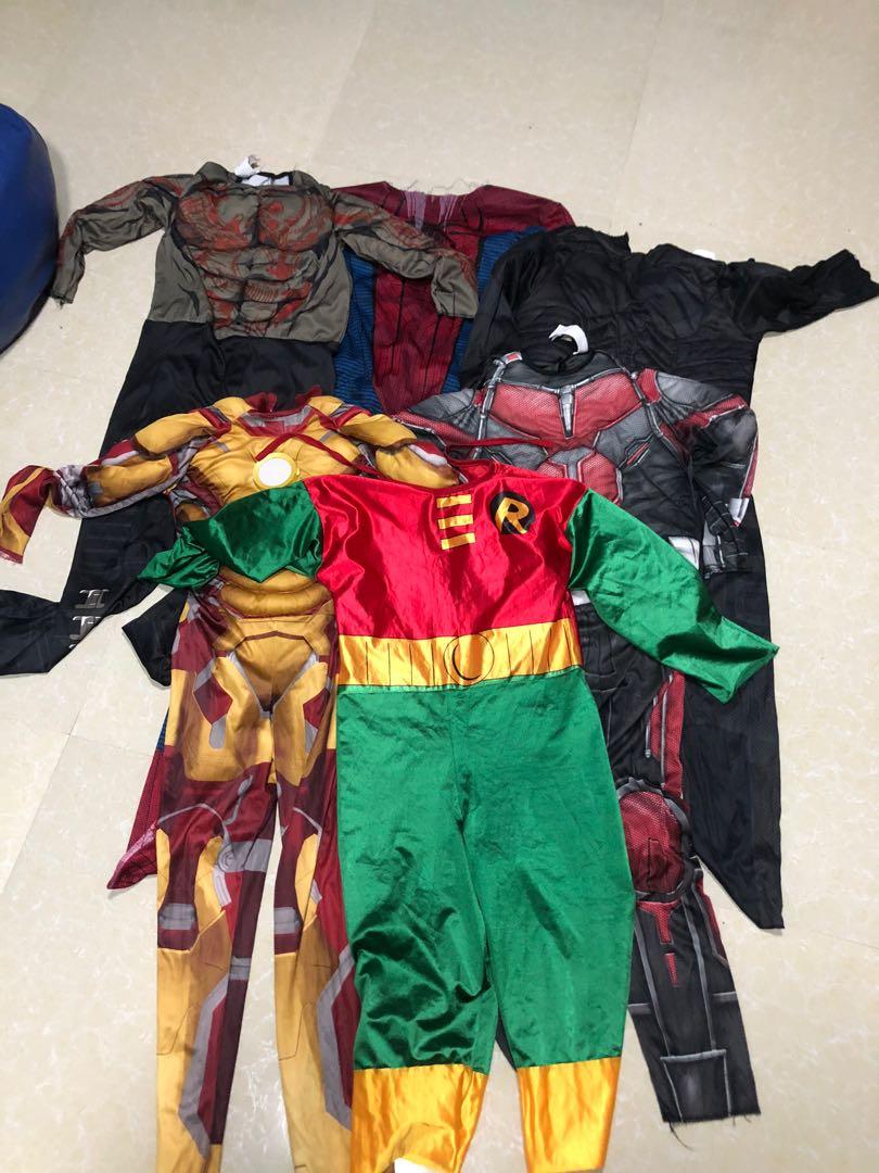 Costume (as pack) (Category: Formal Shirts) located in Taguig. Submitted by donpakundo13 (Listing ID 1035736048, Image 2). Description: Maliit na sa anak ko,minor scratch,good condition,bagong laba pa.😊.