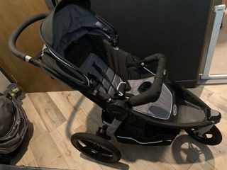 （分類：）位於 。 由 AJ_7654 提交（商品編號 1035593434，圖片 1）。簡介： 。