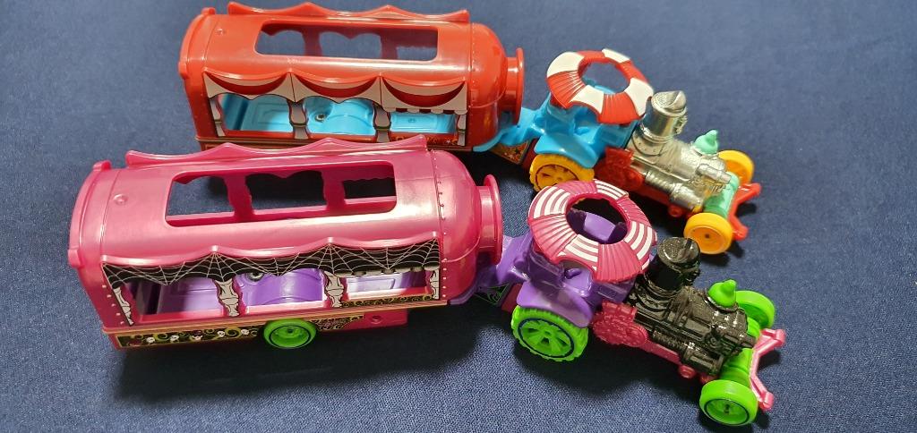 Hot wheels store carnival steamer