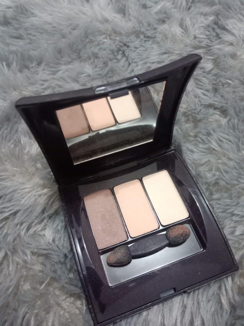 Jafra eyeshadow, Kesehatan & Kecantikan, Rias Wajah di Carousell