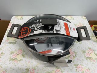 （分類：）位於 。 由 veevaa00 提交（商品編號 1035669897，圖片 1）。簡介： 。