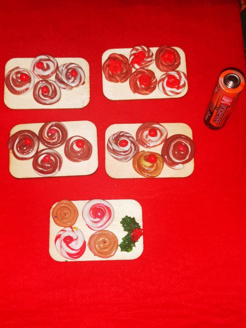 Miniature breads (Category: Handmade Craft) located in Quezon City. Submitted by belikabim2014 (Listing ID 1035746153, Image 2). Description: P50 per piece Polymer clay Shpng via courier of choice under buyers account Payment advanced by rider Novaliches location.