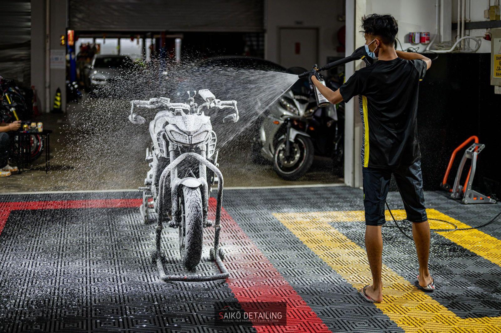 Motorcycle Detailing / Bike Wash / Car wash / Car detailing / Exhaust polishing, Motorcycles
