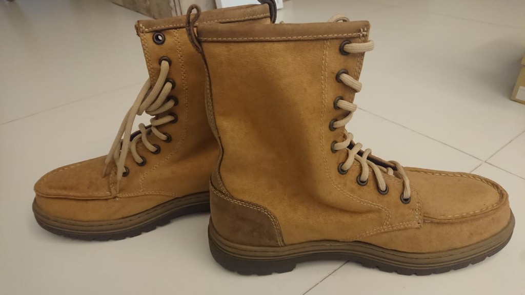 khaki timberland boots mens