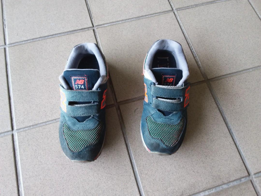 new balance kids shoes size