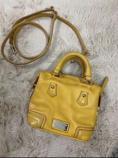 (Category: ) located in . Submitted by wastedlillacpreloved (Listing ID 1035589737, Image 1). Description: .