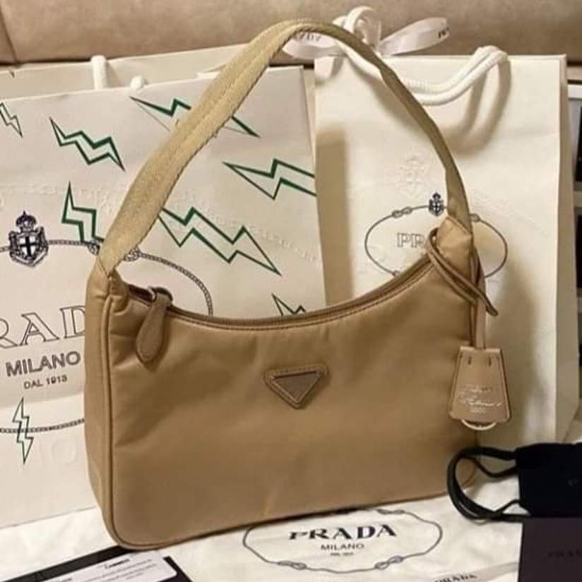 prada 2000