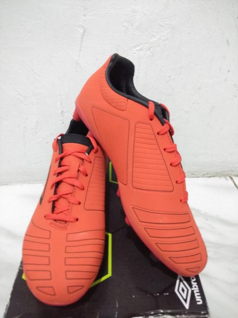 Sepatu Bola Umbro UX Accuro Premier HG Size 41 BNIB Olah Raga