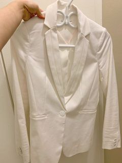(Category: ) located in . Submitted by prettylilthings05 (Listing ID 1035613857, Image 1). Description: .