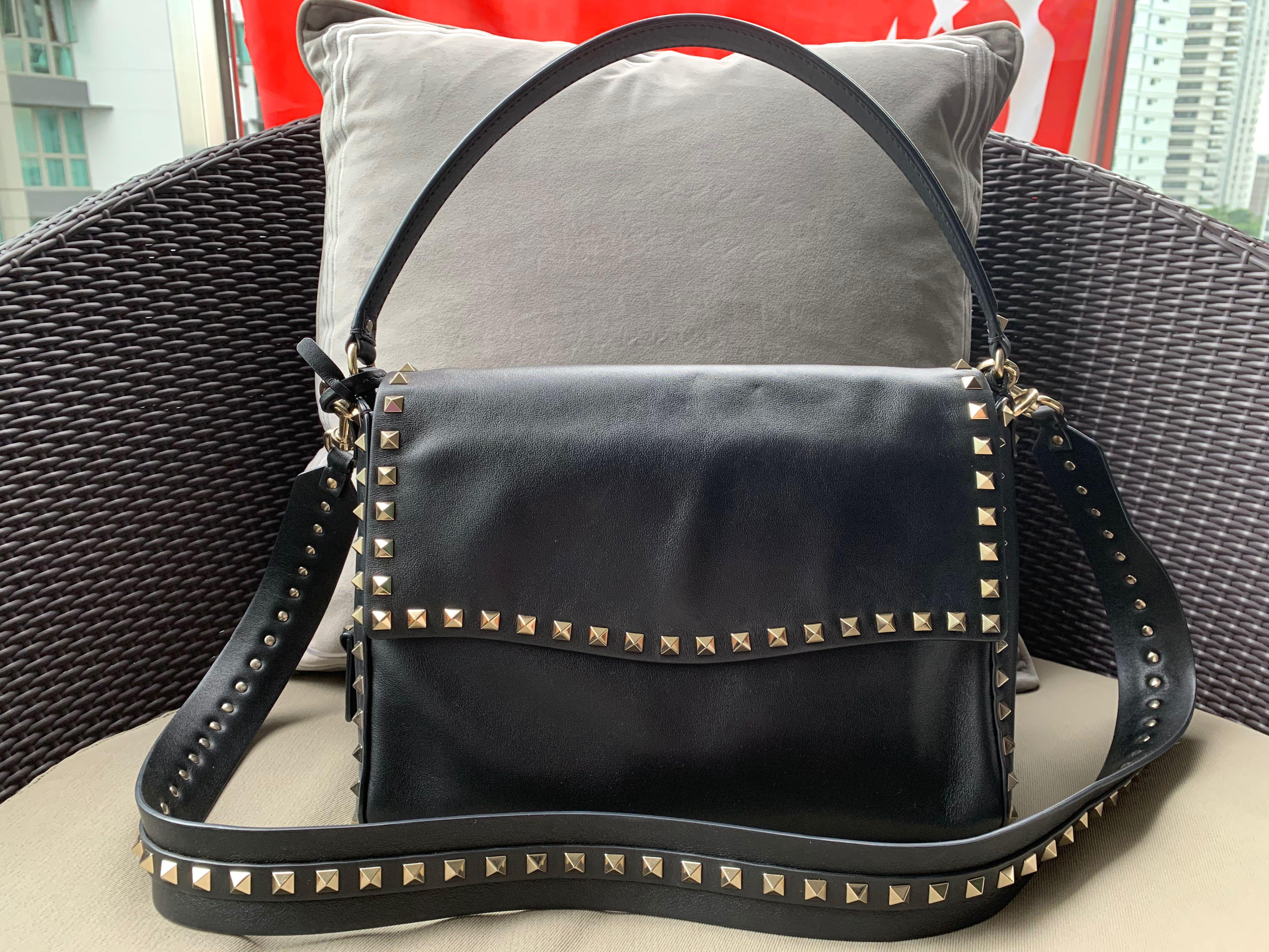 Grey valentino hotsell rockstud bag
