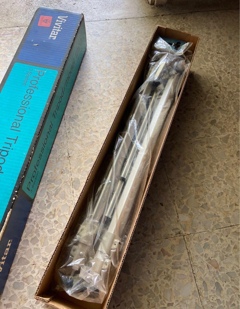 Vivitar Professional Tripod Model 1220, Photography, Photography