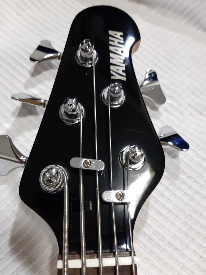Yamaha BBN5 5 Strings Bass guitar, Hobbies & Toys, Music & Media