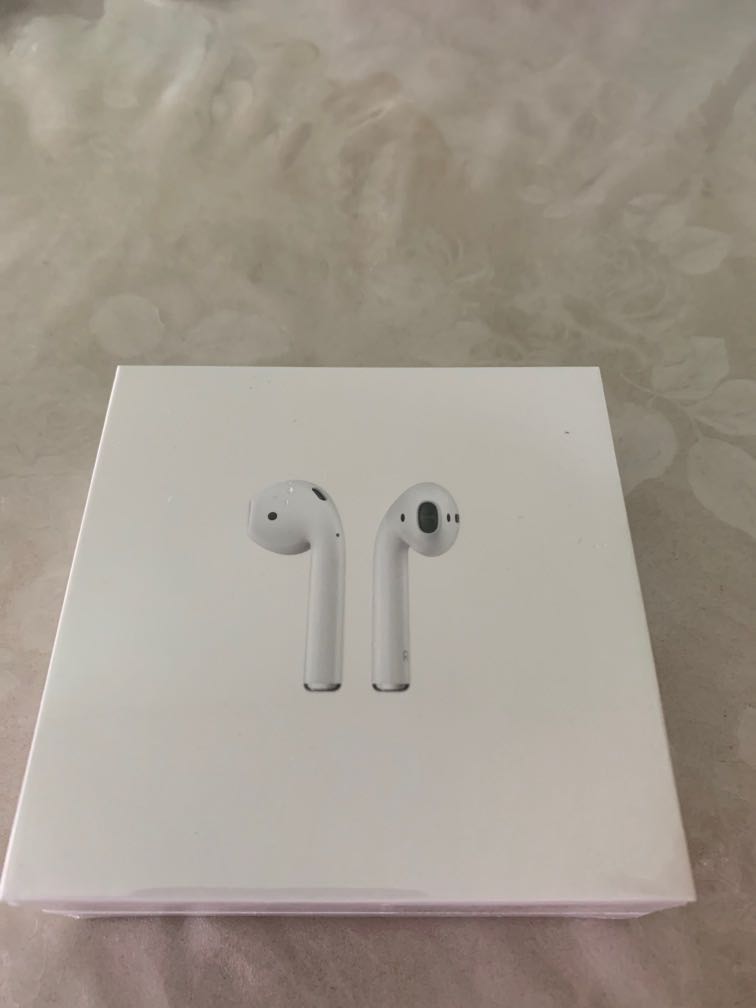 100 全新apple Airpods 第一代 未拆包裝 有收據 手提電話 智能穿戴裝置及智能手錶 Carousell