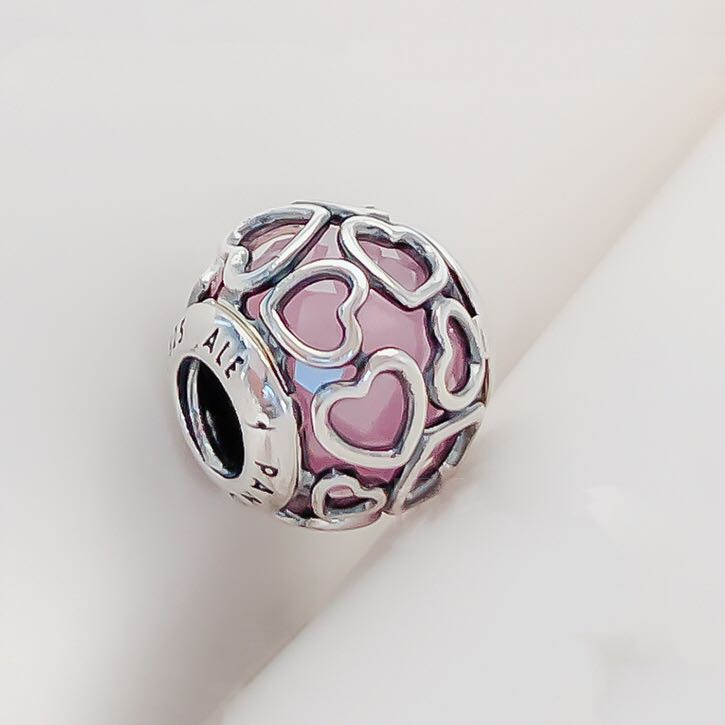 in stock Pandora Pink Encased in Love Charm 792036PCZ