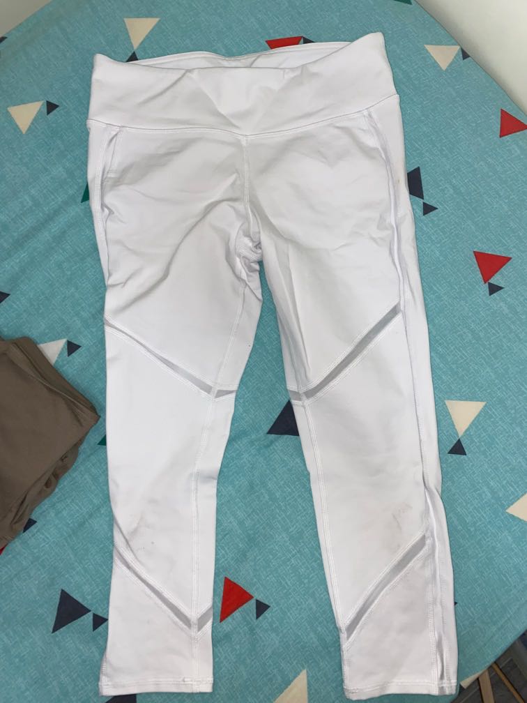 alo white leggings