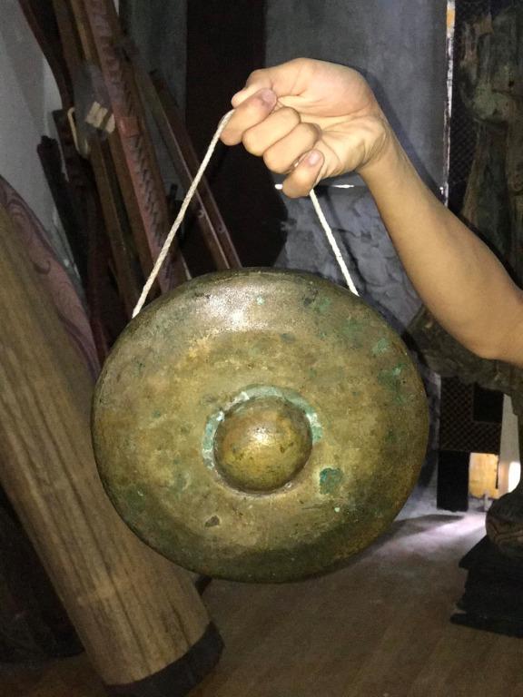 Antique Bronze/Brass Gong from Mindanao, Hobbies & Toys, Memorabilia & Collectibles, Currency on
