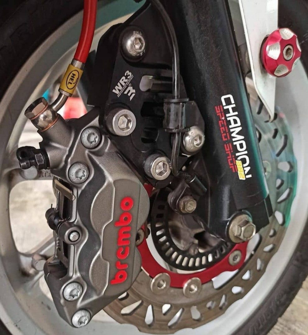 Brembo Bracket caliper set Yamaha Nmax, Motorcycles, Motorcycle
