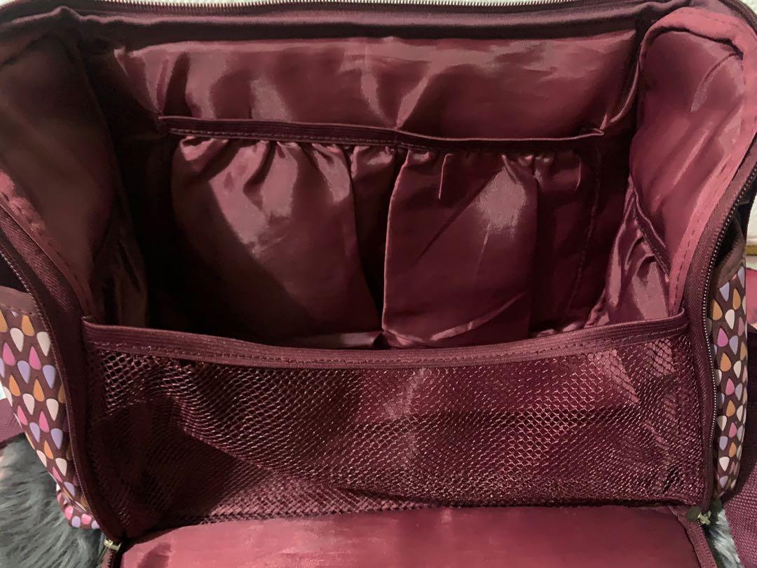 Carters Baby bag (Category: Carriers & Slings) located in Pasig City. Submitted by ilmsf (Listing ID 1035827318, Image 3). Description: Rarely used na stock need clean Buy at your own risk . No Return No Exchanges and Refund Policy - .