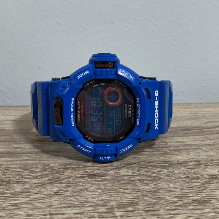 Riseman blue shop