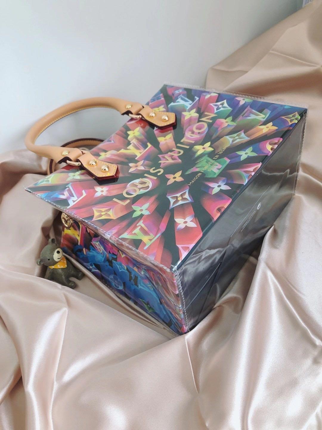 Tradara - Can now upload the Louis Vuitton handbag I painted for a