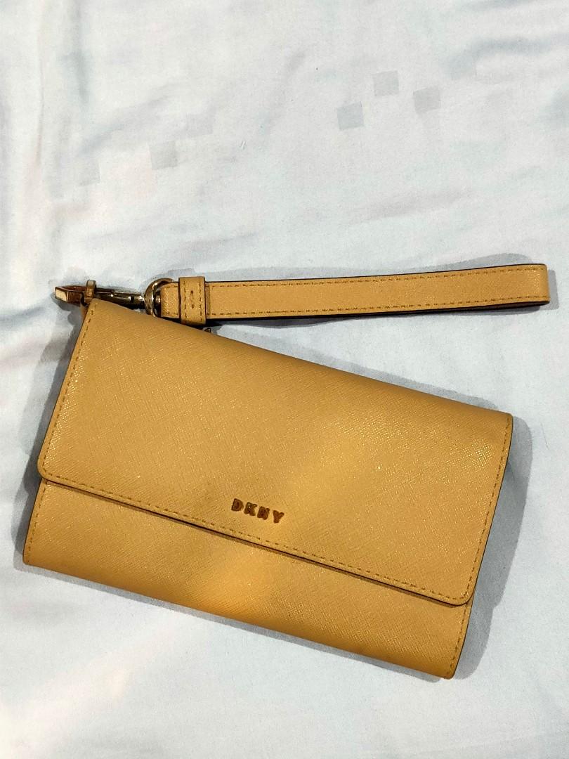 dkny wallet price