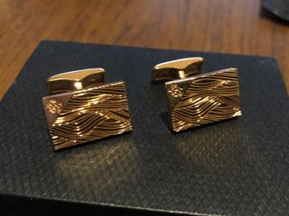 （分類：）位於 。 由 jmoulds 提交（商品編號 1035903818，圖片 1）。簡介： 。