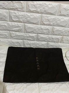 Dust bag Gucci Auth, 30×44 cm, Kondisi Ok