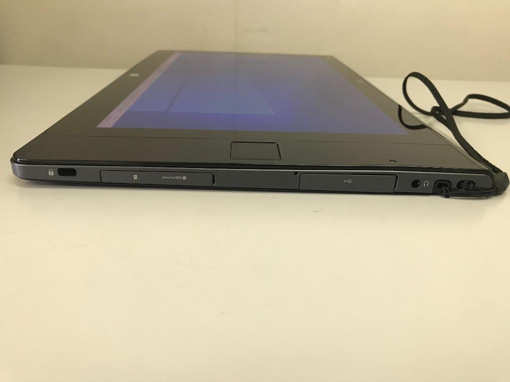 Fujitsu Arrows Tab Q704/PV 12.5