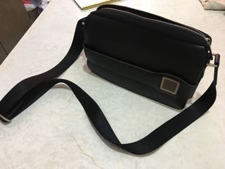 （分類：）位於 。 由 lunahsing 提交（商品編號 1035930284，圖片 1）。簡介： 。