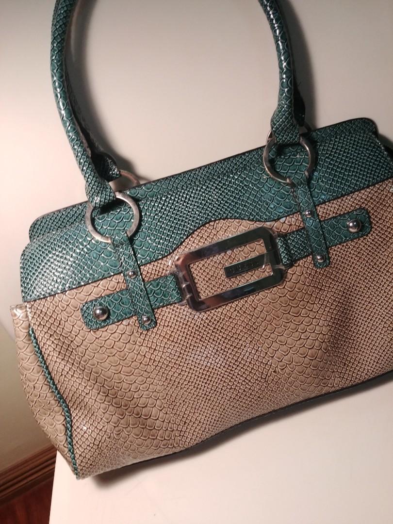 guess green bag