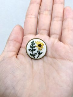 (Category: ) located in . Submitted by stitchnscribs (Listing ID 1035894120, Image 1). Description: .