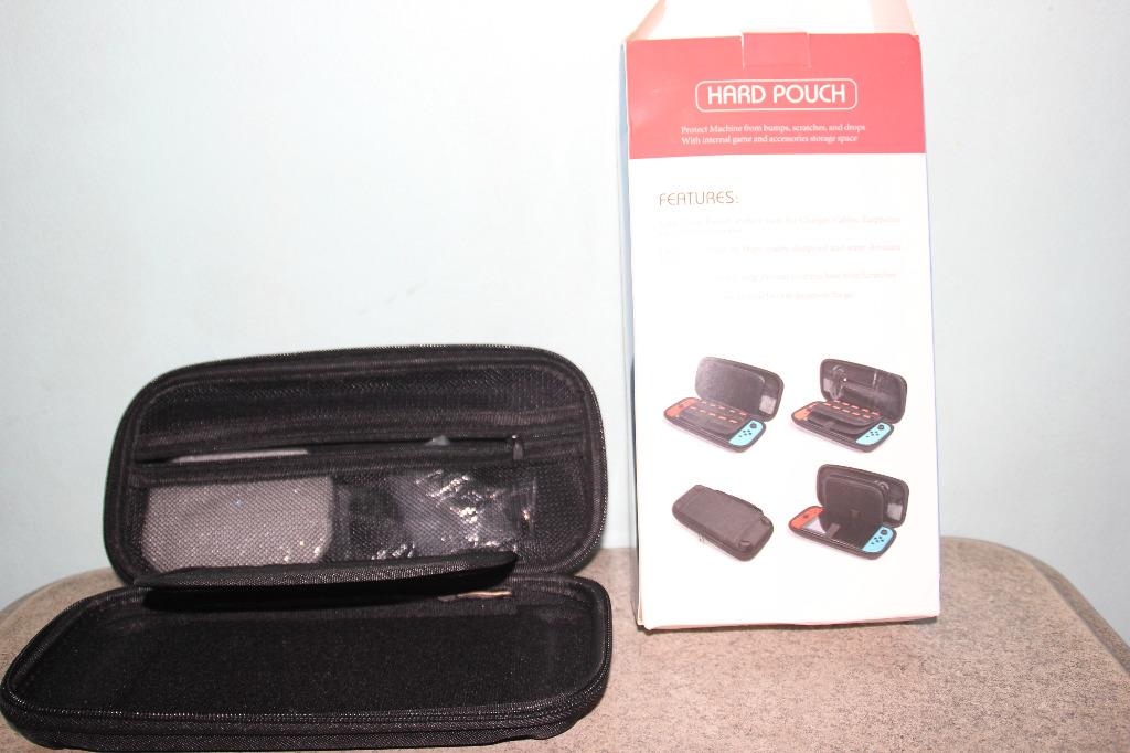 Hard pouch for Nintendo Switch V1 V2 (Category: Cases & Covers) located in Quezon City. Submitted by matt.murdock (Listing ID 1035936210, Image 1). Description: Complete Brand New WYSIWYG Shipping options only since may panedemic. Pwede din pickup my place at QC. Shipping shouldered by buyer Payment options via bank deposit .