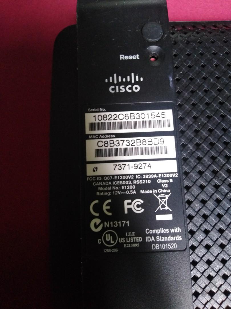 LINKSYS CISCO E1200 ROUTER (Category: Networking) located in Quezon City. Submitted by jeanne_astorga08 (Listing ID 1035777518, Image 3). Description: New but stored..