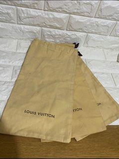 Louis Vuitton dust bag Auth, 20×39 cm, Stock Ada 3, Harga tertera per piece, Kondisi bagus
