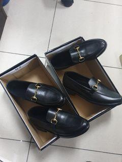 Marquins black closed shoes horse shoe formal casual shoes