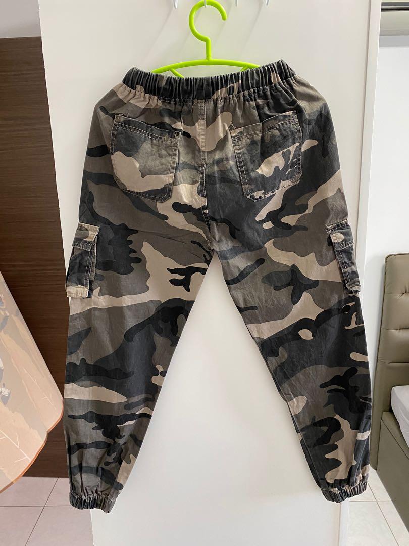mens camo jogger shorts