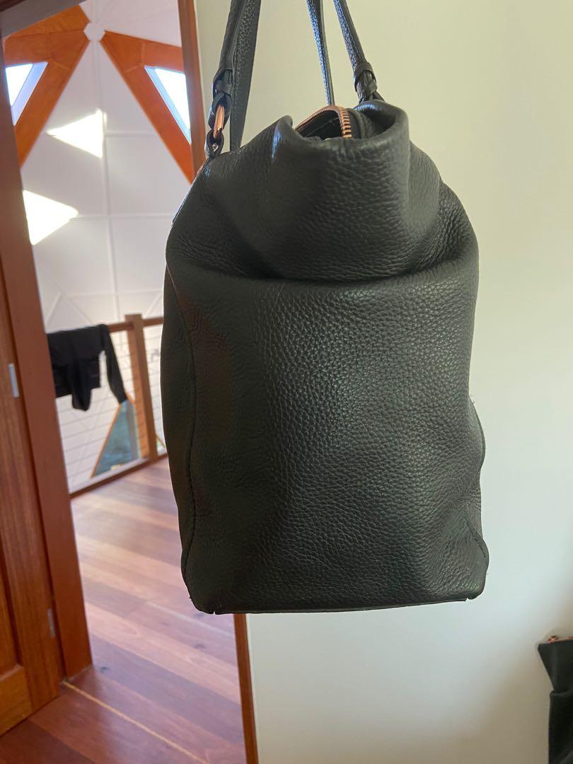 Mimco sentiment tote deals