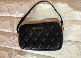 （分類：）位於 。 由 CiCiCi 提交（商品編號 1035865375，圖片 1）。簡介： 。