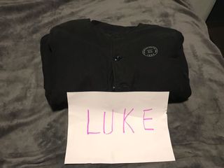 （分類：）位於 。 由 luke_1993 提交（商品編號 1035908695，圖片 1）。簡介： 。