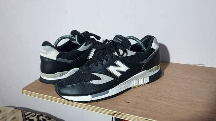 new balance 840 black