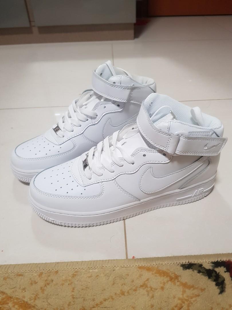 nike air force one mid 82
